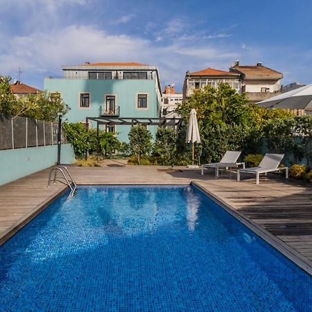Central Studio W/ Pool, Ac & Patio By Lovelystay Порто Екстериор снимка